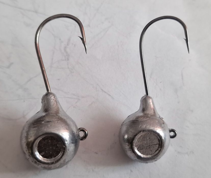 Jiguri pentru pescuit cu gume artificiale