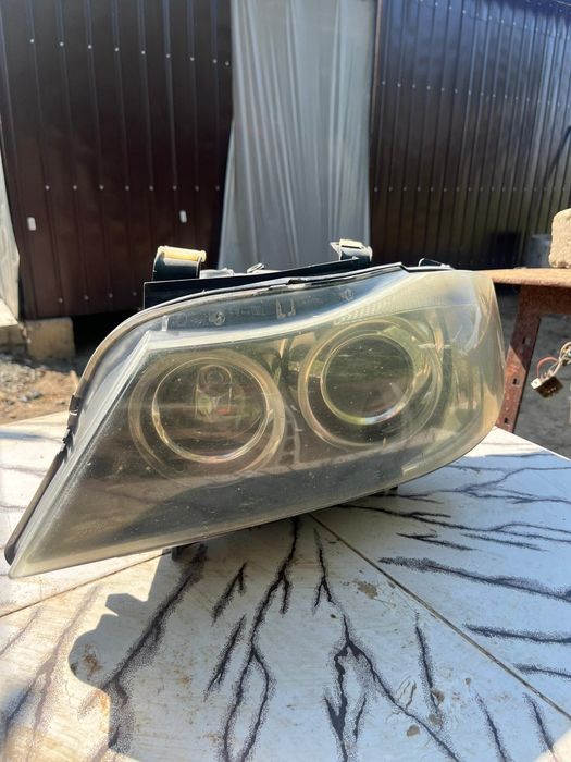 Far Xenon bmw e90