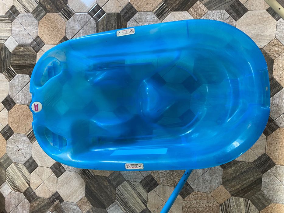 Cădiță anatomica cu suport metalic