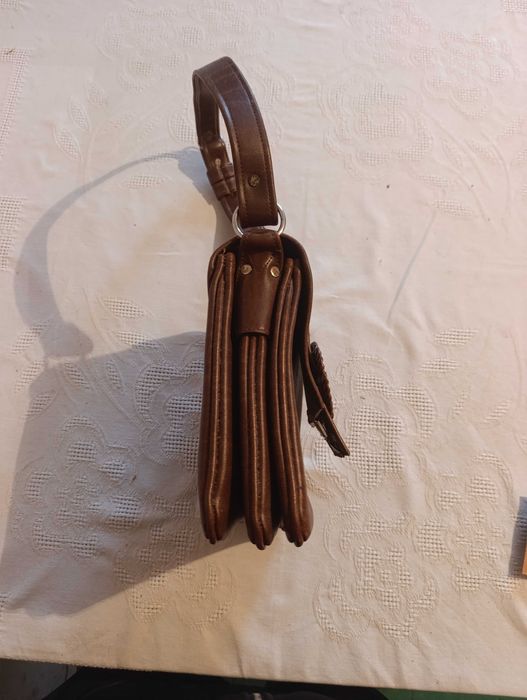 Кожена Дамска Чанта