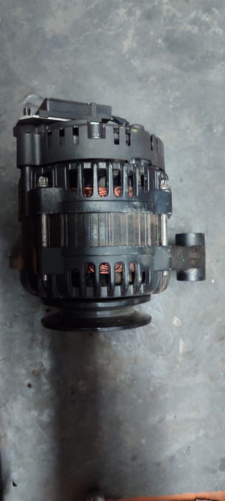Генератор 12v 70а на рефрежератор