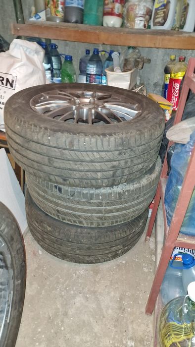 Set anvelope vara 225/55/R18