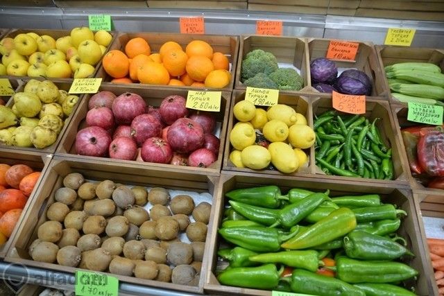 Щайги за търговско обзавеждане