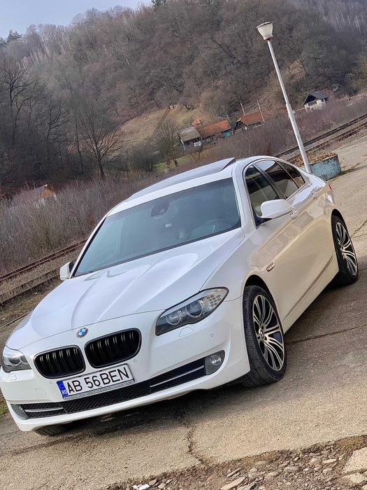 BMW SERIA 5 F10 520D