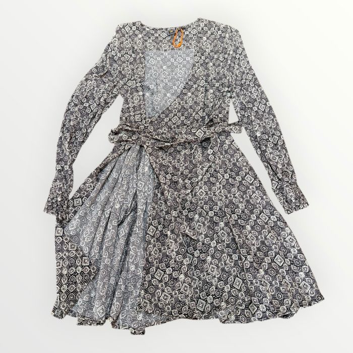 Дамска рокля SuperDry