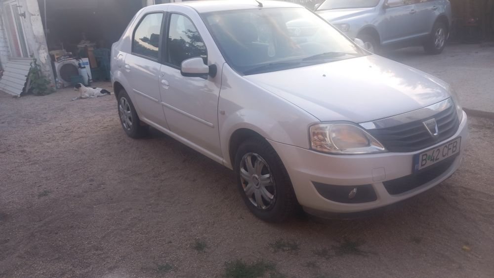 Vând Dacia Logan 1.2
