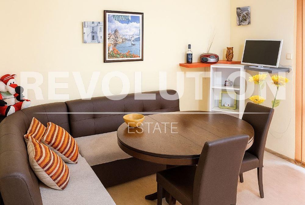 Двустаен апартамент в м-т Ален Мак!