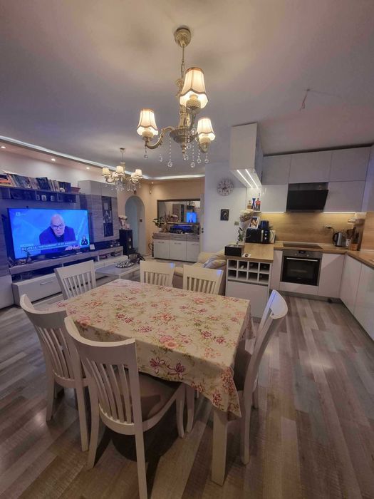 Дава се под наем Двустаен апартамент в София, Надежда 3 - 80 кв.м за 250 € - Снимка #5