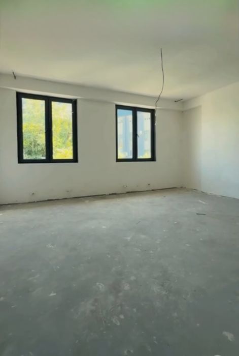 Tanhause stilidagi kotejlar
