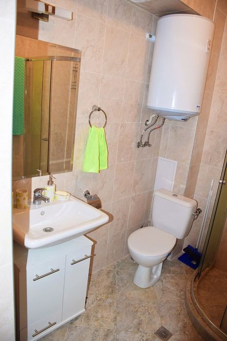 Дава се под наем Тристаен апартамент в Варна, Център - 90 кв.м за 510 € - Снимка #6