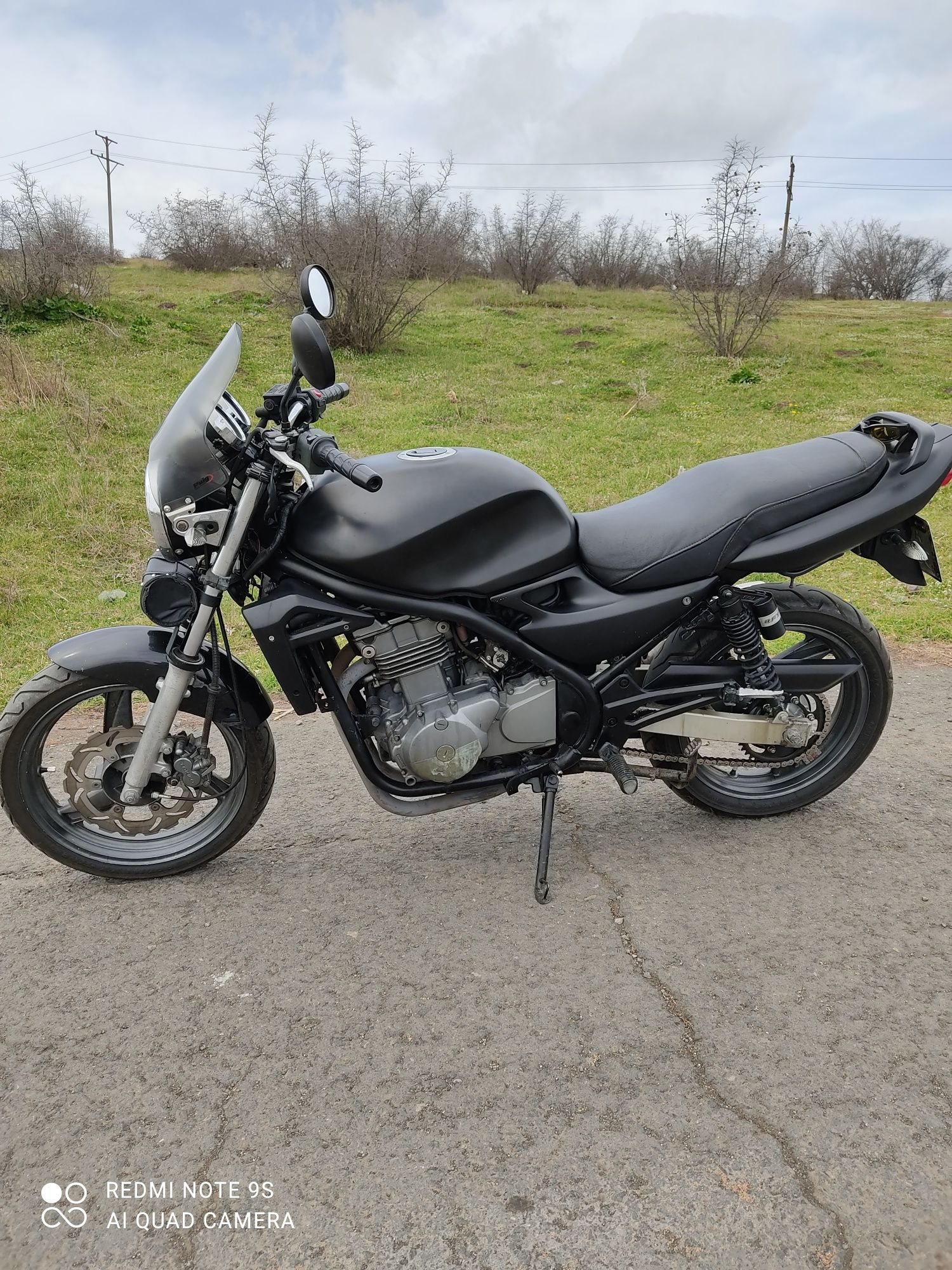 Kawasaki er 5 500