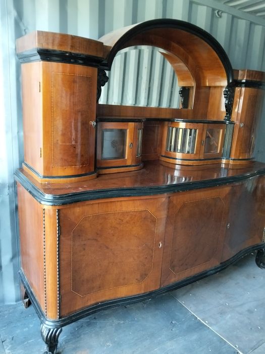 Servantă vitrină mobilă