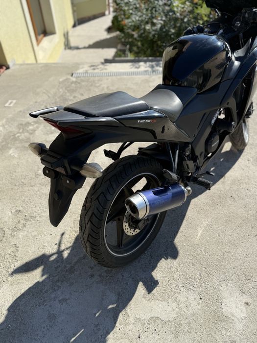 Honda cbr 125r