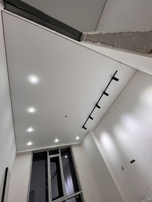 Натяжные потолки