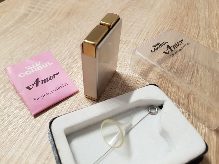 Atomizor de parfum de la Consul Amor, vintage, anii '50