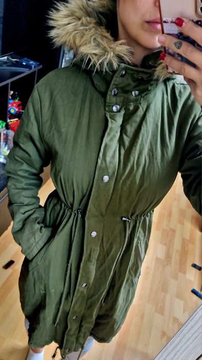 SCHIMB Geaca de gravide cu marsupiu inclus