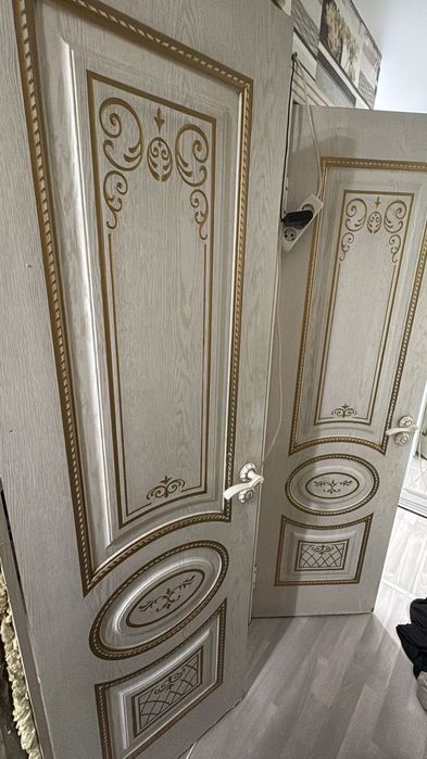 Продам межкомнатные двери