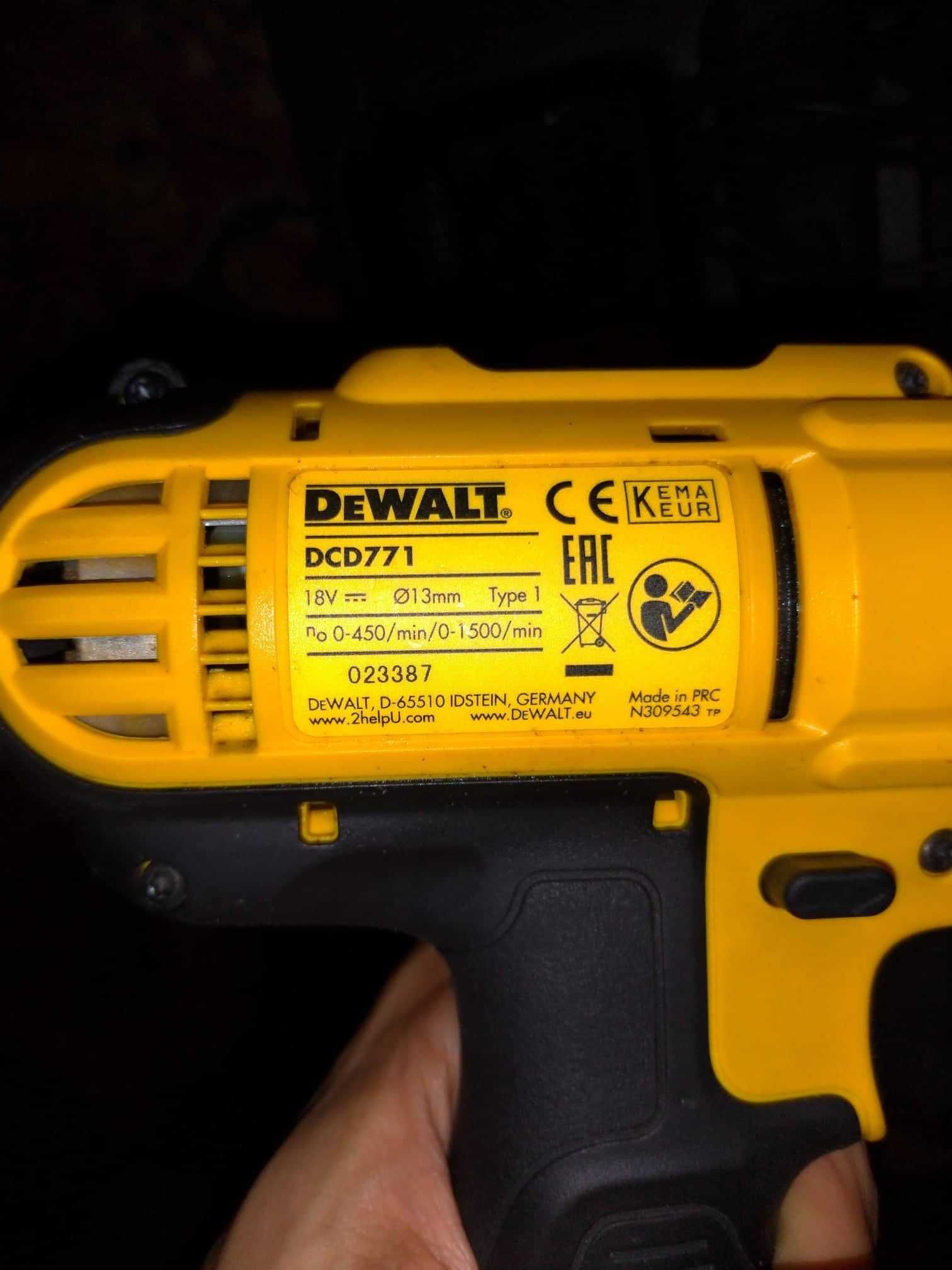 Винтоверт Dewalt