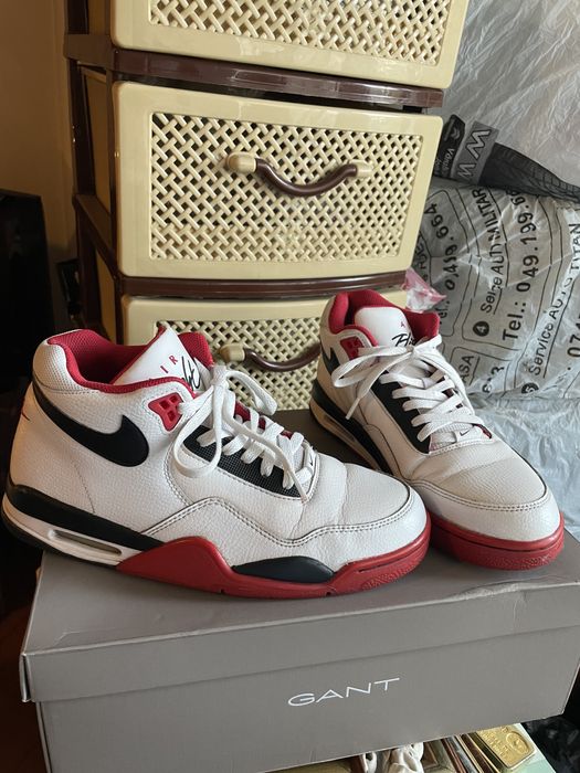 Nike Flight Legaci din piele naturala masura 42.5 purtati in stare bun