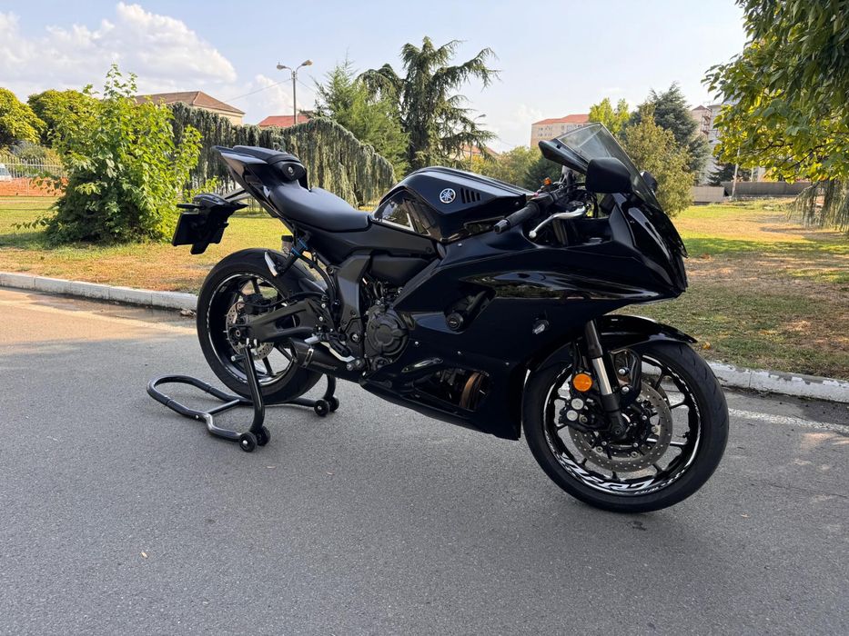 Vand Yamaha R7 2023 - pret negociabil