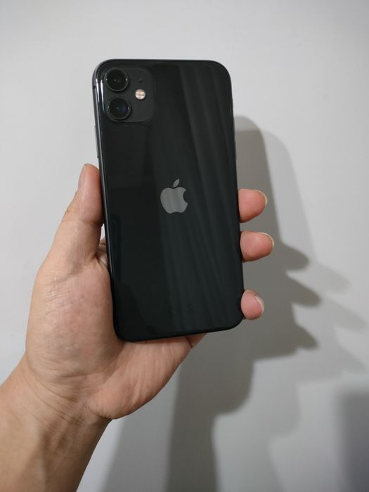 iPhone 11 128Гб в идеале