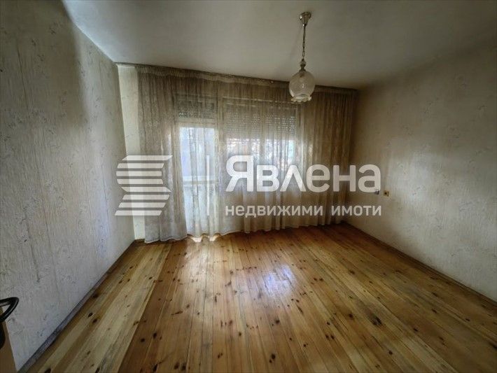 Продава се Многостаен апартамент в Благоевград, Идеален център - 107 кв.м за 1169 €/кв.м - Снимка #2