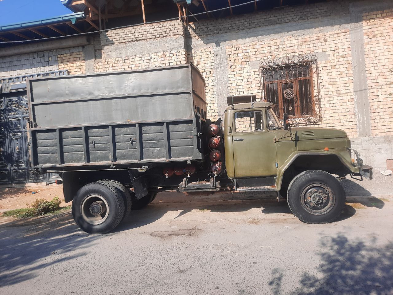 Zil/131 yil 1984