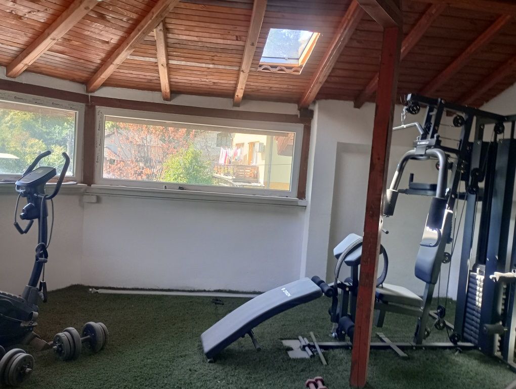 Дава се под наем Къща в с. Бистрица, Област София-град - 300 кв.м за 2250 € - Снимка #10