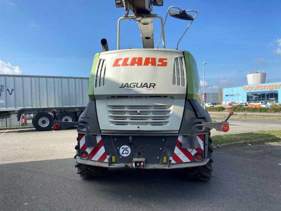De vanzare combina siloz Claas Jaguar 940 4x4 fara echipament
