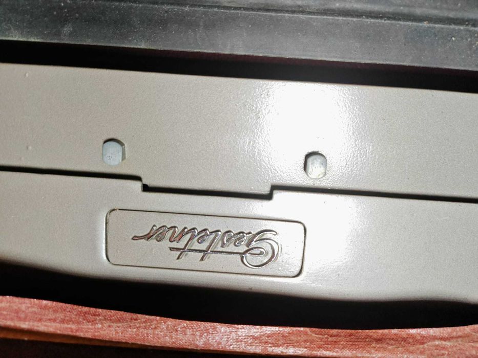 Mașină de Duplicat Vintage / Accesorii - Marca Gestetner
