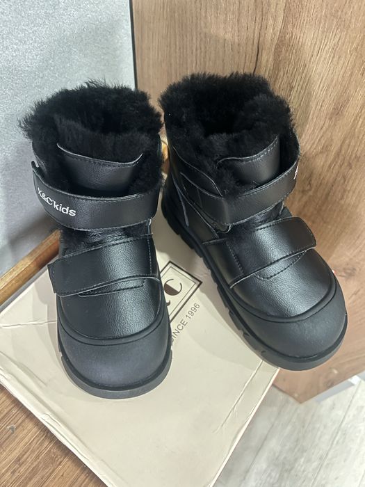 Продам новые детские ботинки натуральная кожа 34 рр