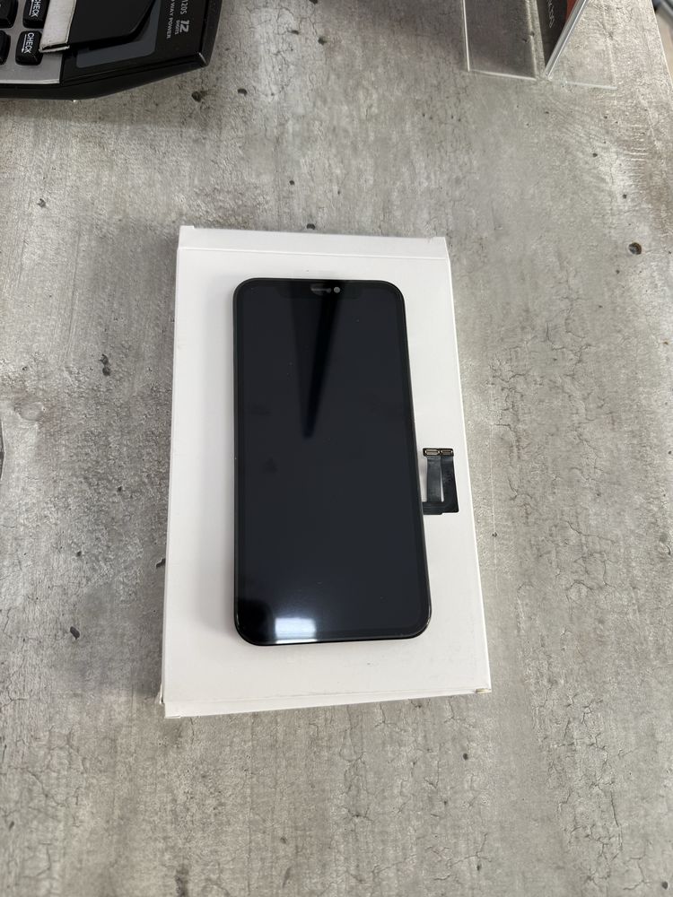 Оригинален дисплей за iPhone 11 / Гаранция