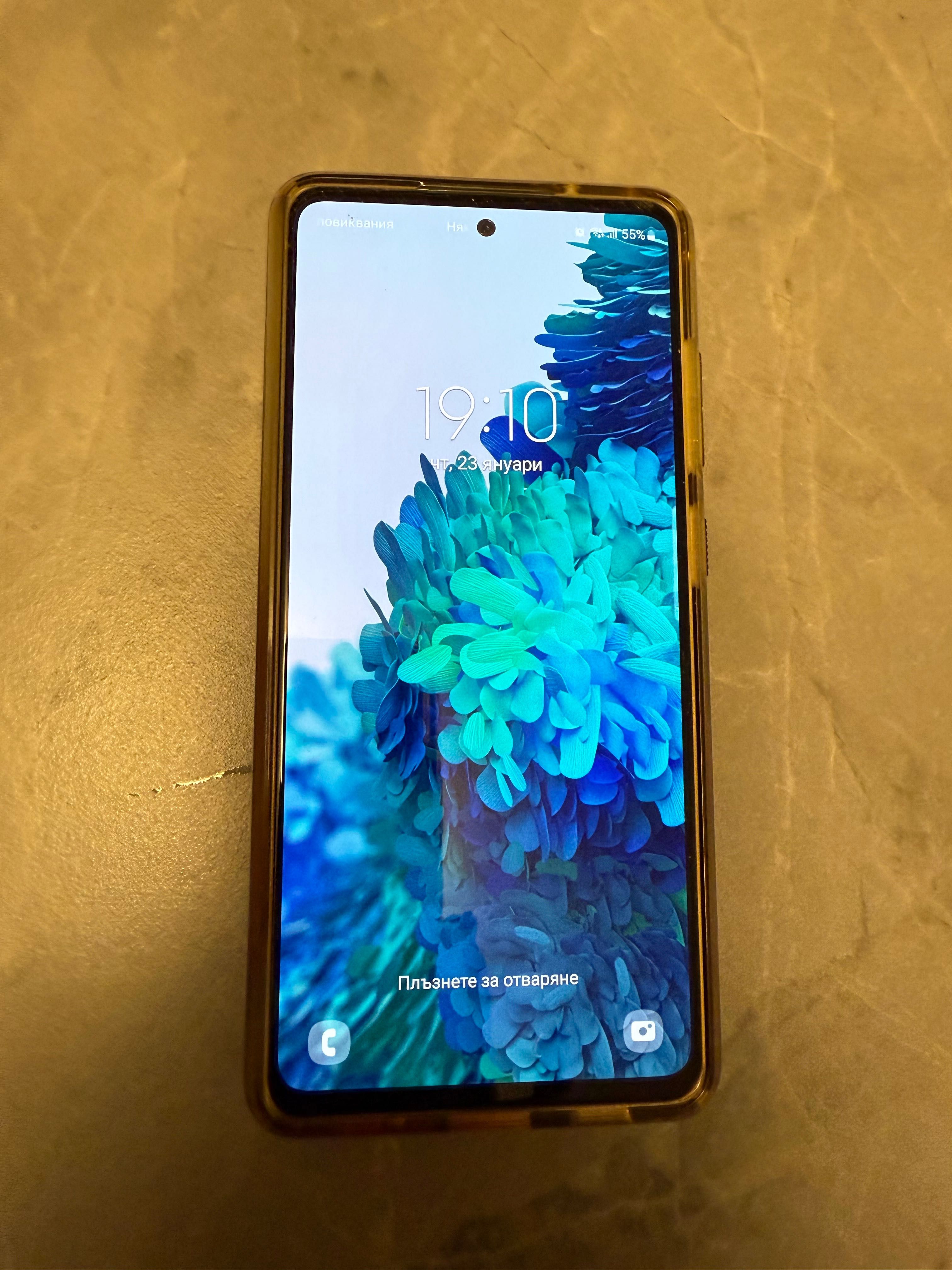 Samsung S20FE отличен
