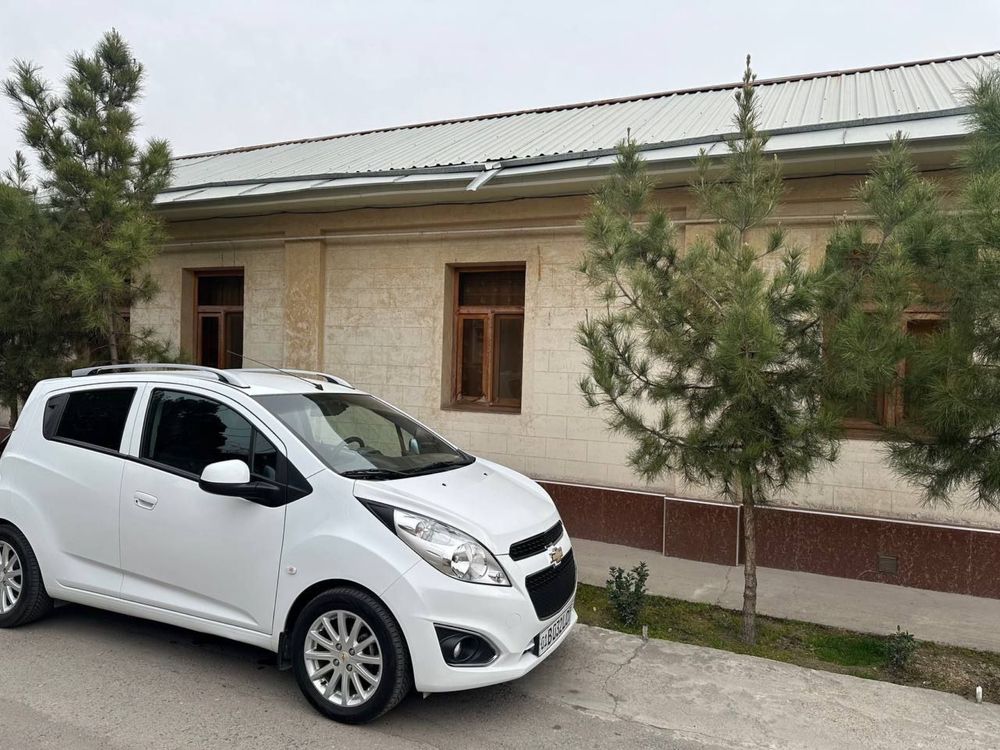 Продам дом участок Яккасарайский район 8 роддом Yakkasaroy tumani hovl