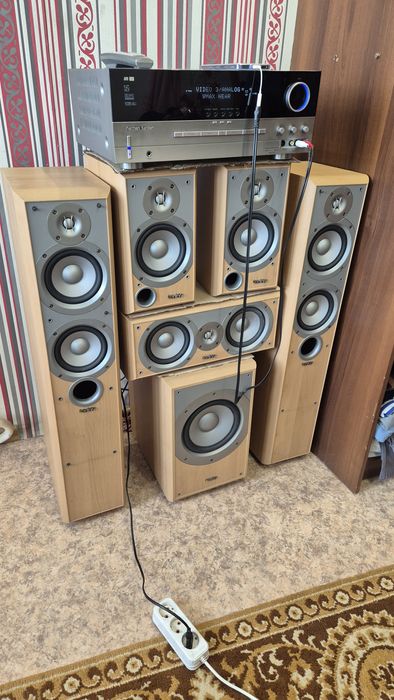 Продам аудиосистема harman kardon с колонками