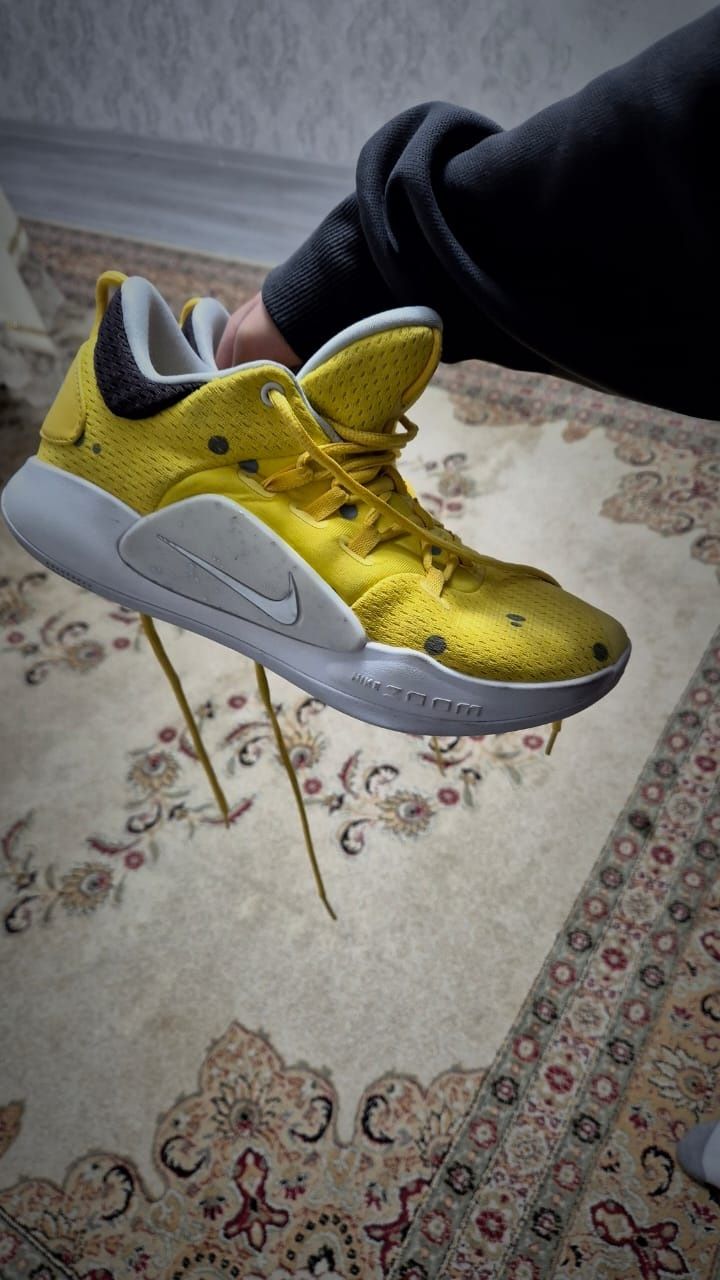 Hyperdunk Sponge Bob