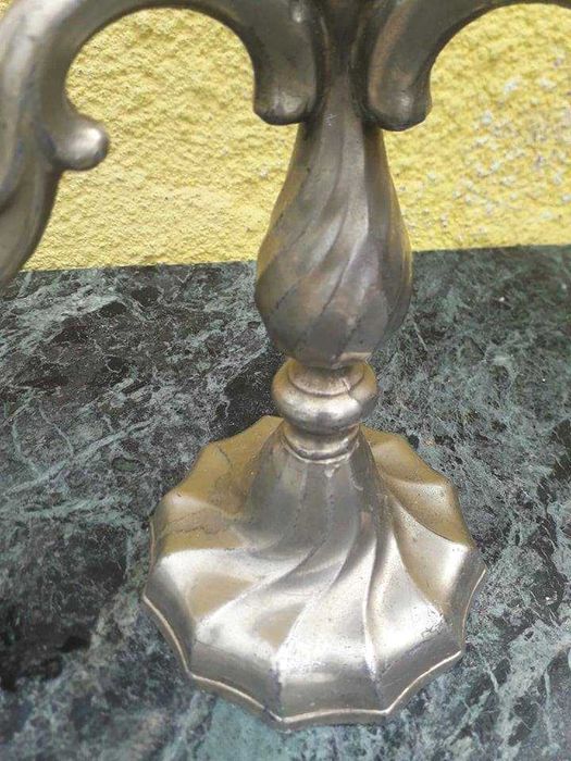 Set 2 sfesnice cu trei brate