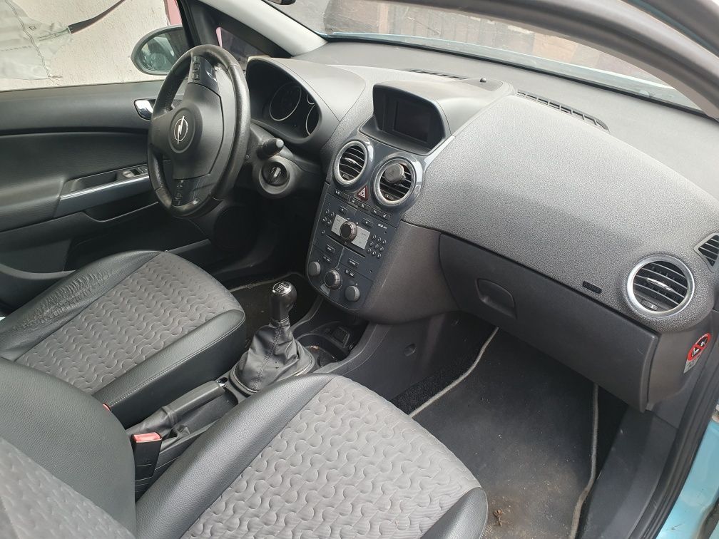 Plansa bord opel corsa d