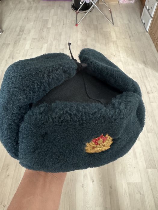 шапка ушанка, смотрие фото! состояние б/у одевали пару раз