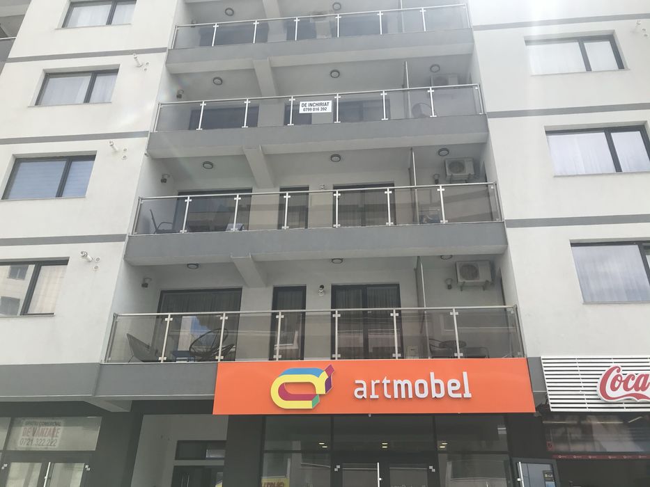 De vanzare apartament 2 camere strada lotus langa cluburi