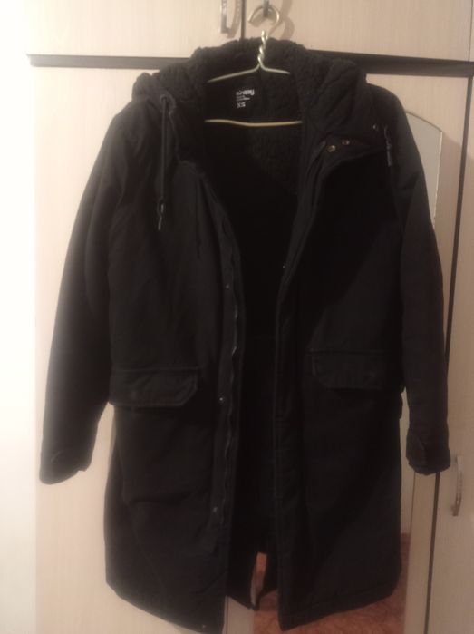 Куртка мужская черного цвета