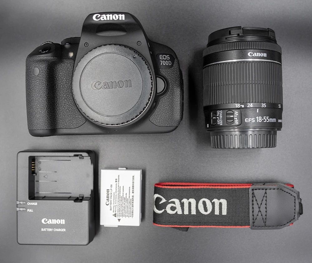 canon 700 d почт новый