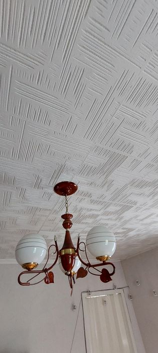 Продам люстру в отличном состоянии б/у