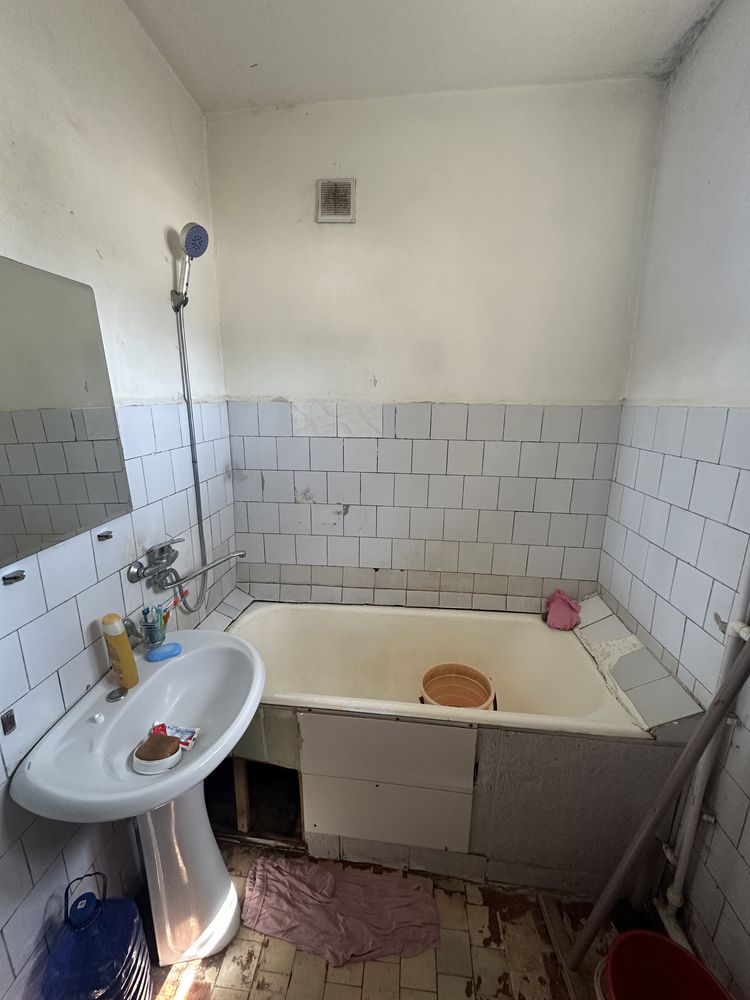 Продается квартира кирпичный 77серя