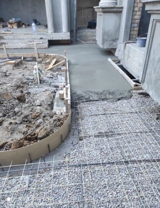 Unversal ustalar to'plami