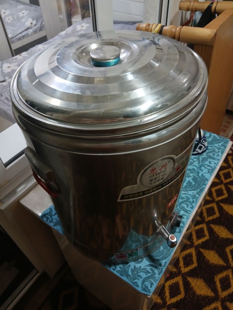 Samovar elektroniy