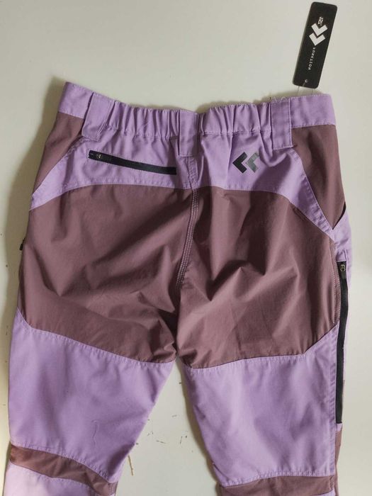 Нови Дамски туристически панталони