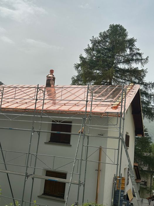 Reparații montaj tigla metalica