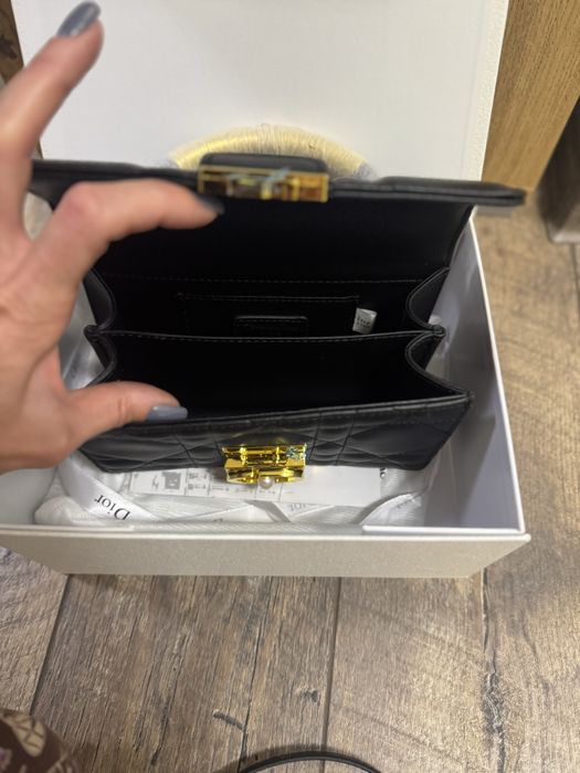 Дамска чанта нова