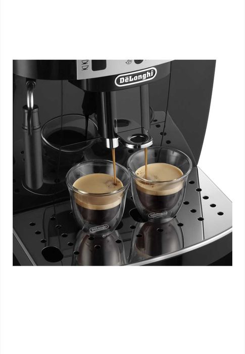 Автоматична кафе машина DeLonghi ECAM22.110, 1450W, 15 bar налягане,